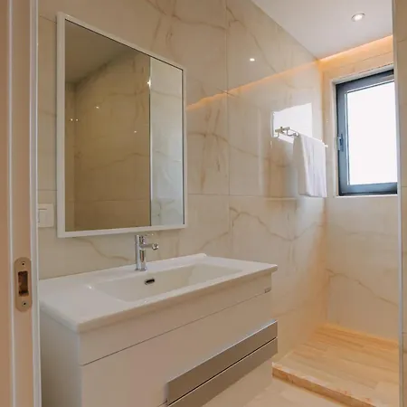 Jd Luxury Apartments Vlore Exterior photo